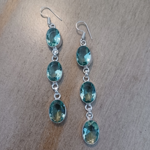 Green Amethyst Crystal Oval Dangle Drop Earrings - Picture 6 of 7